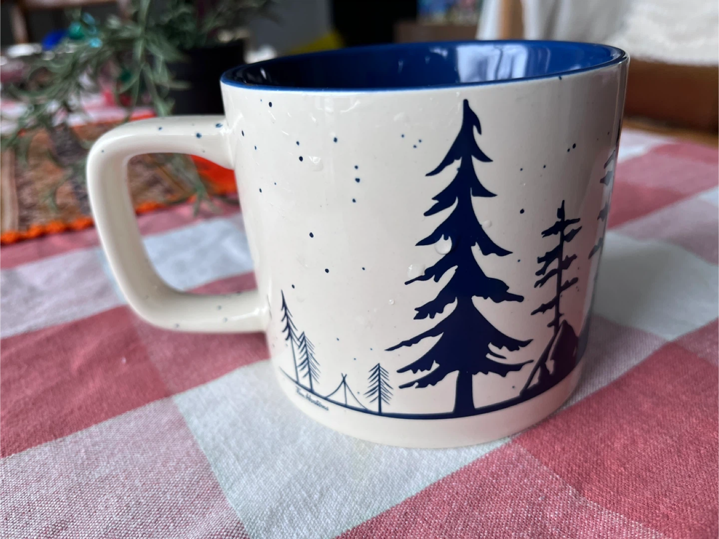 Tim Hortons Camp Scene Mug - photo 2