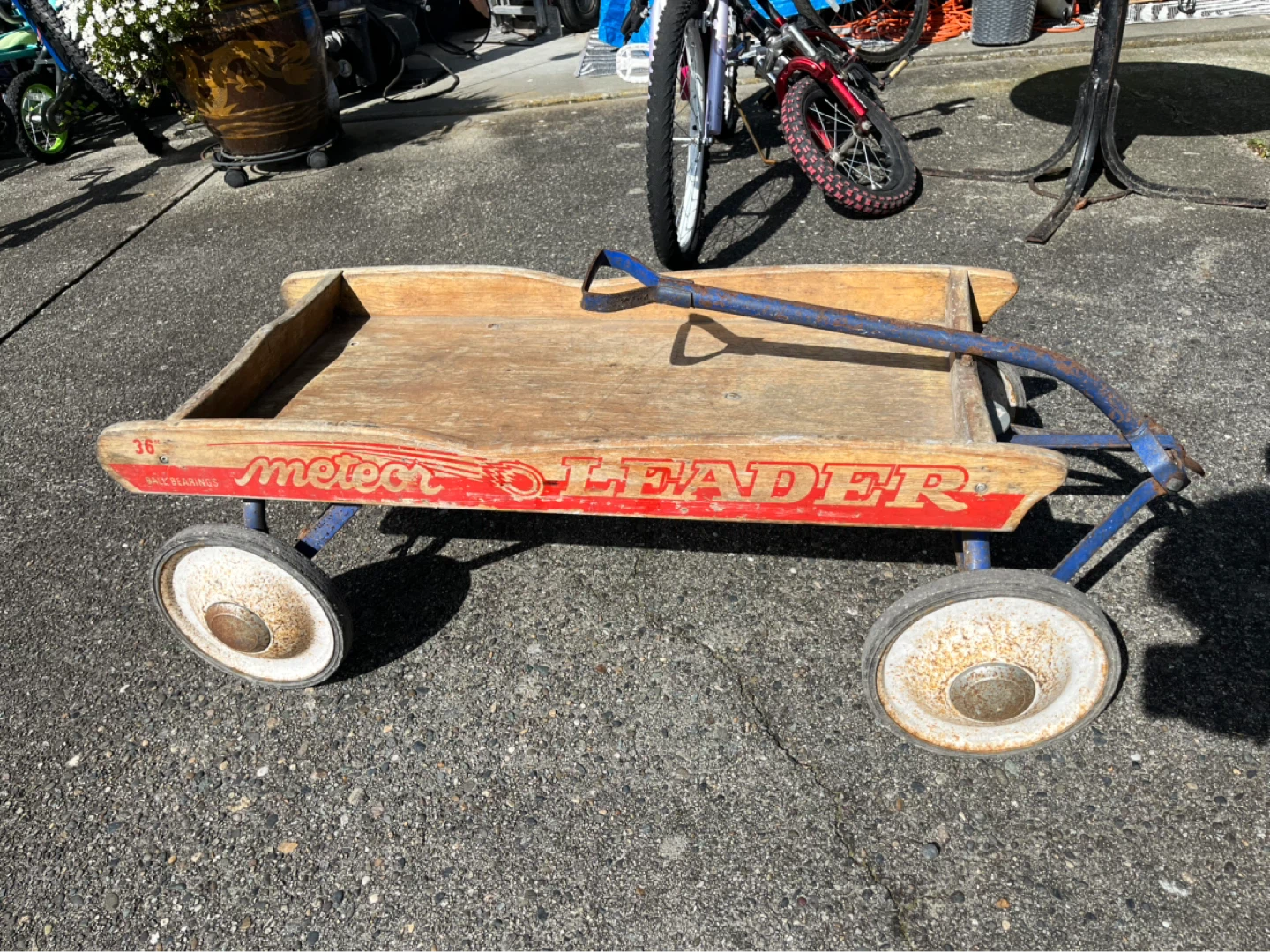 Vintage Meteor Leader Wagon