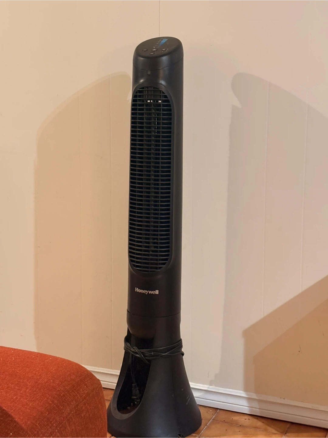 Honeywell Black Tower Fan