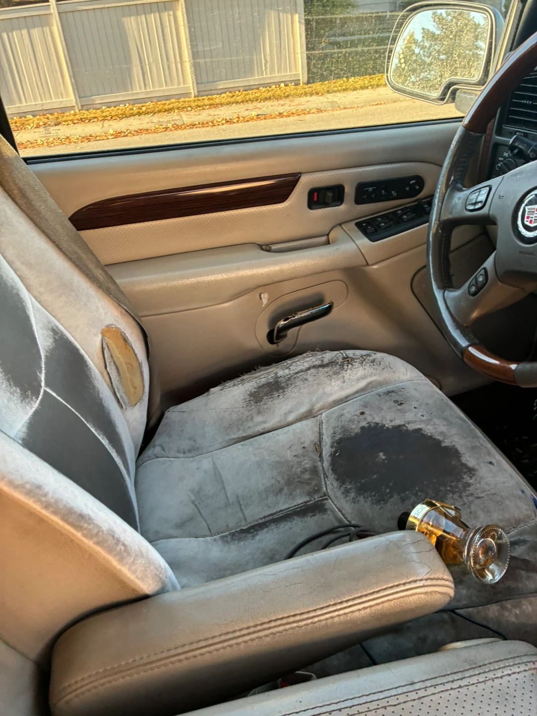 Cadillac Escalade 2004 runs great !!! - photo 4