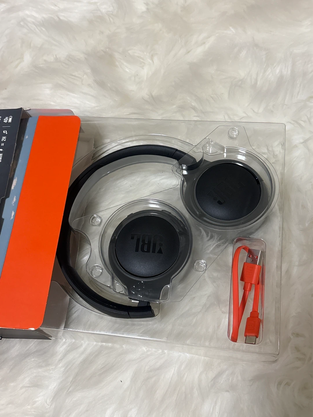 JBL TUNE510BT Pure Bass Wireless Headphones - photo 2