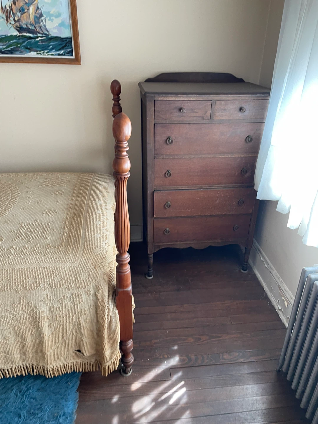 Vintage Wooden Dresser with Mirror - photo 2