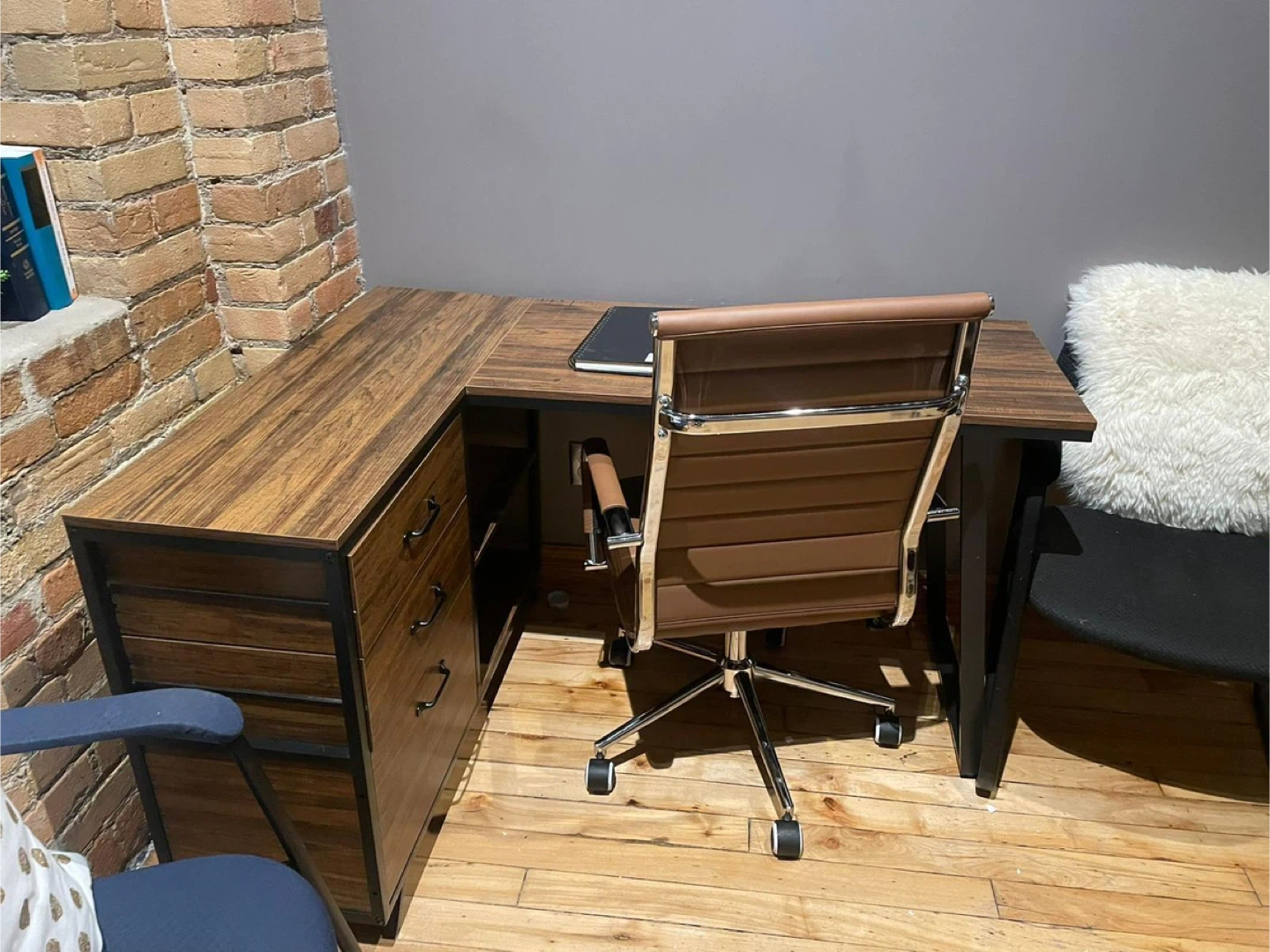 Desk with Drawers - photo 2
