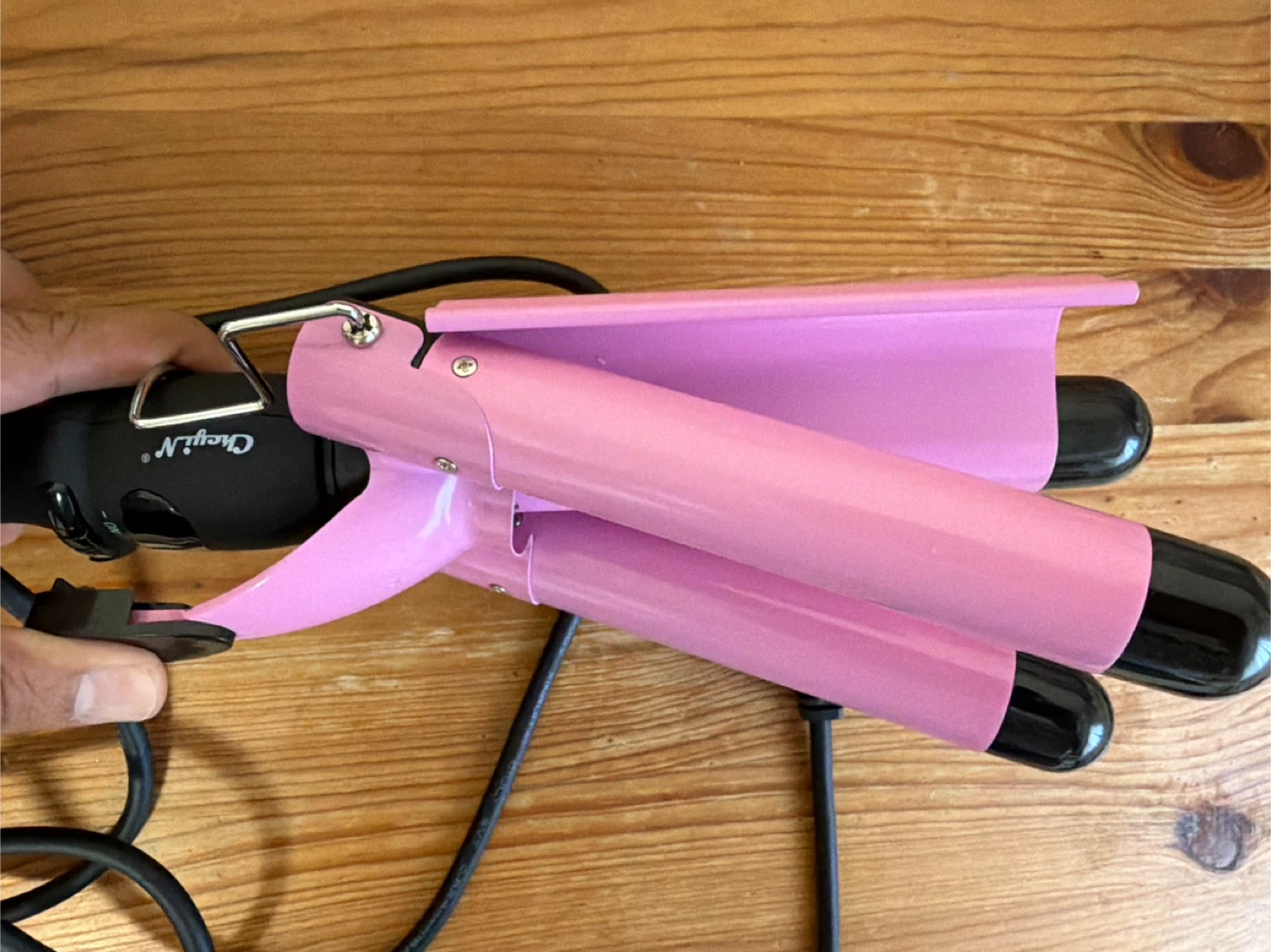 Cheyi Triple Barrel Waver Hair Curler - Pink - photo 4