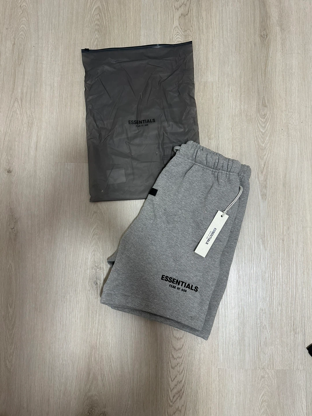 Dark Oatmeal Essentials Shorts - photo 3