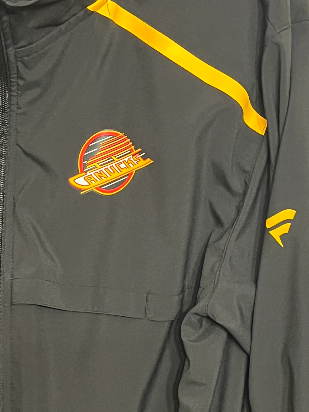 Vancouver Canucks Fanatics Authentic Pro Jacket - photo 4