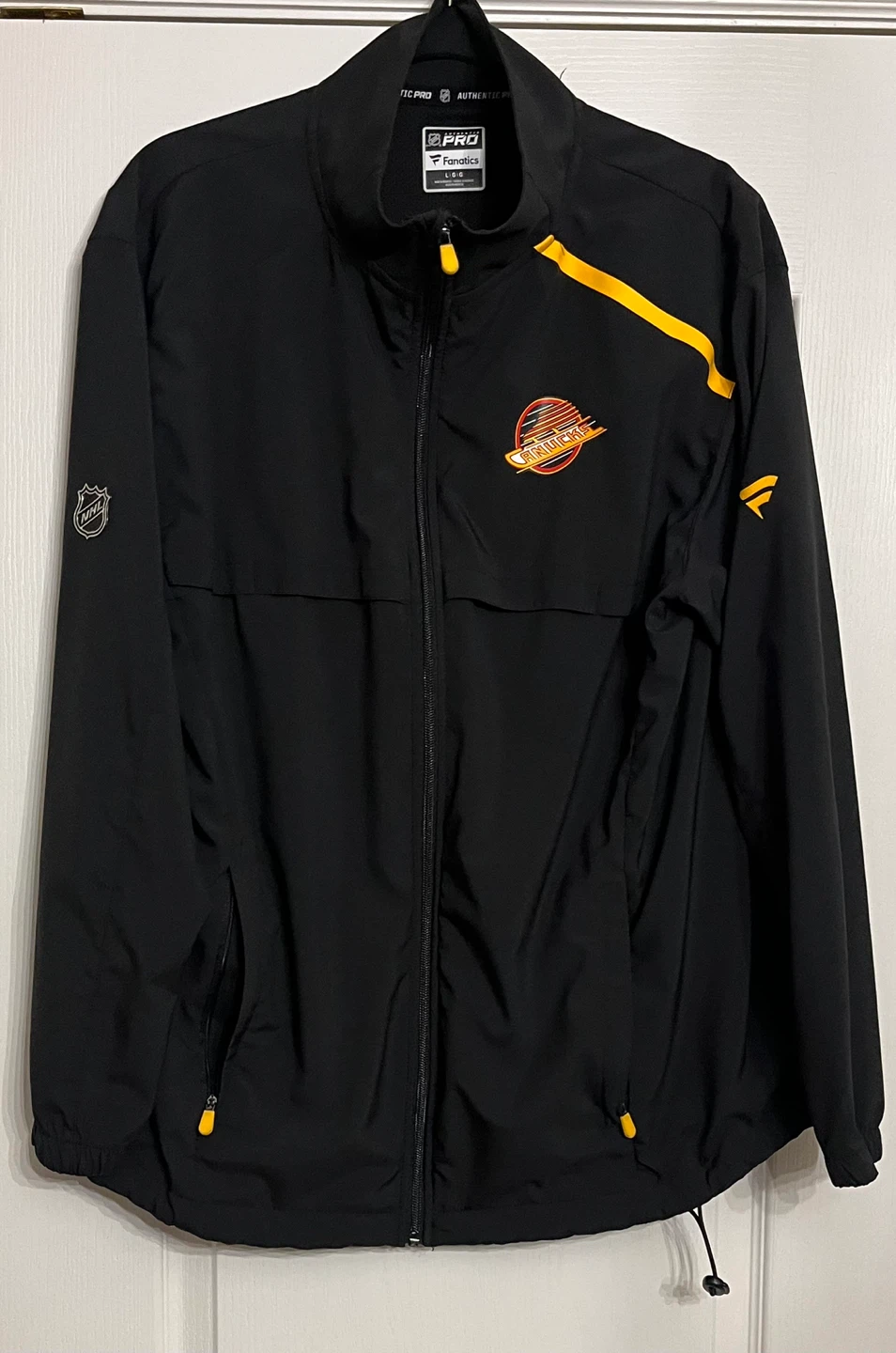 Vancouver Canucks Fanatics Authentic Pro Jacket