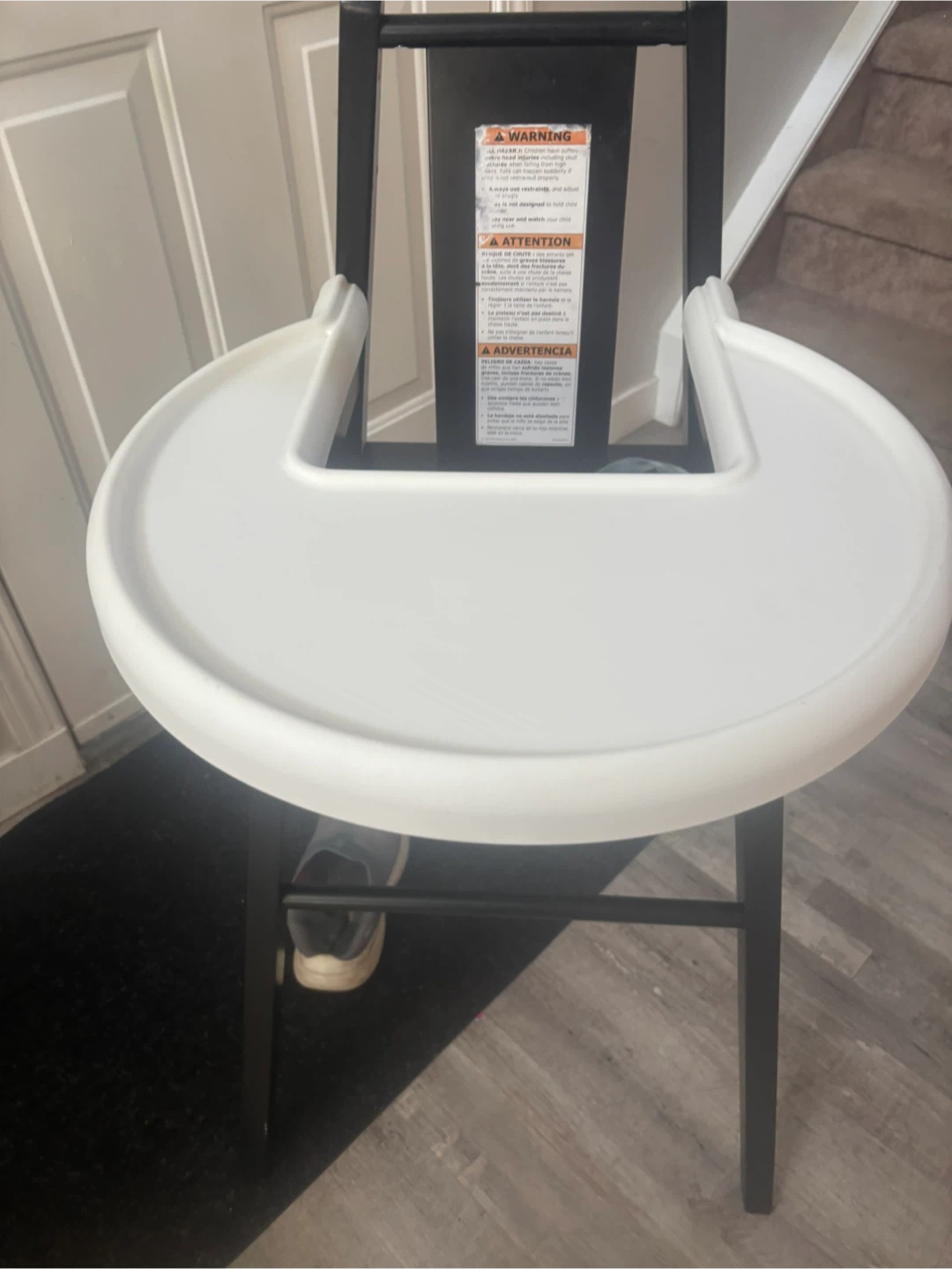 White High Chair with Removable Tray - photo 2