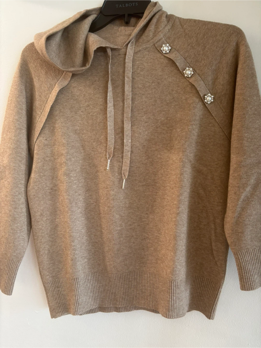 Hoodie by Yuka 🇫🇷 - photo 2