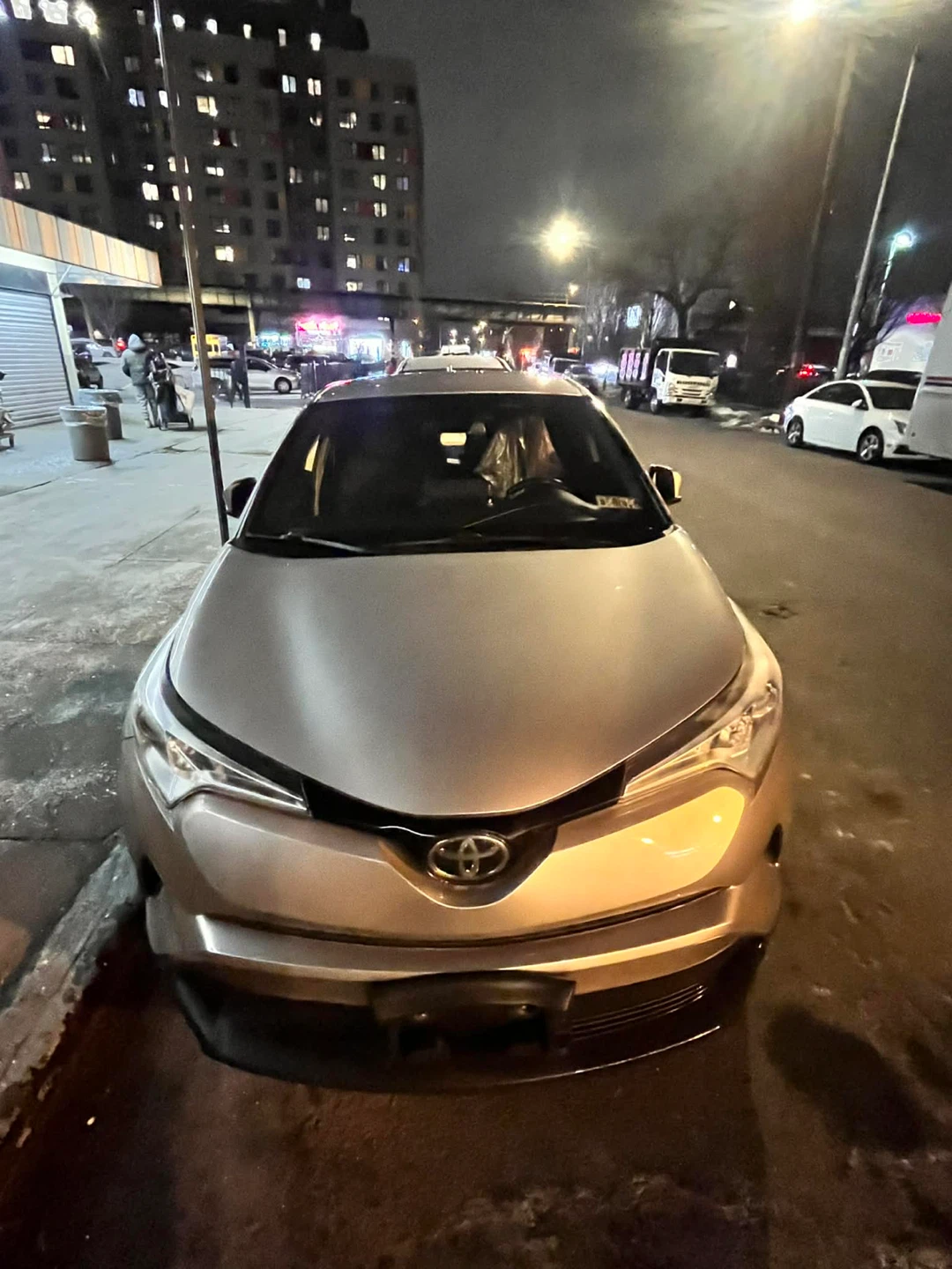 Silver Toyota C-HR - photo 2