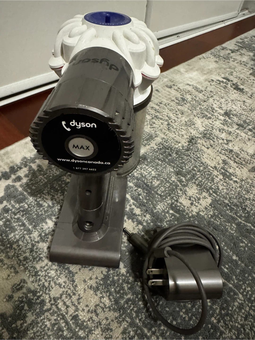 Dyson Cordless Vacuum Cleaner - photo 4
