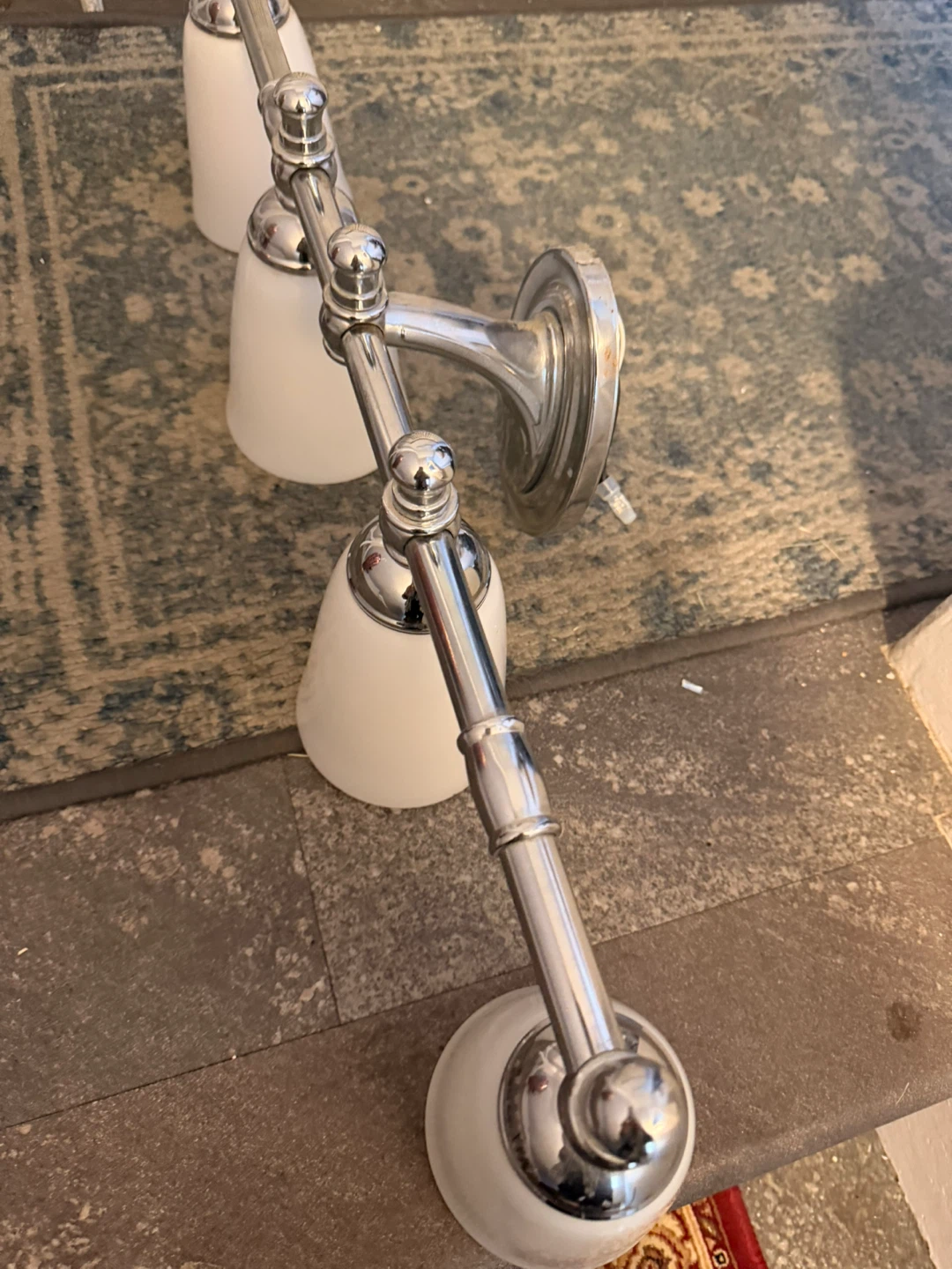 4-Light Track Lighting Fixture - photo 3