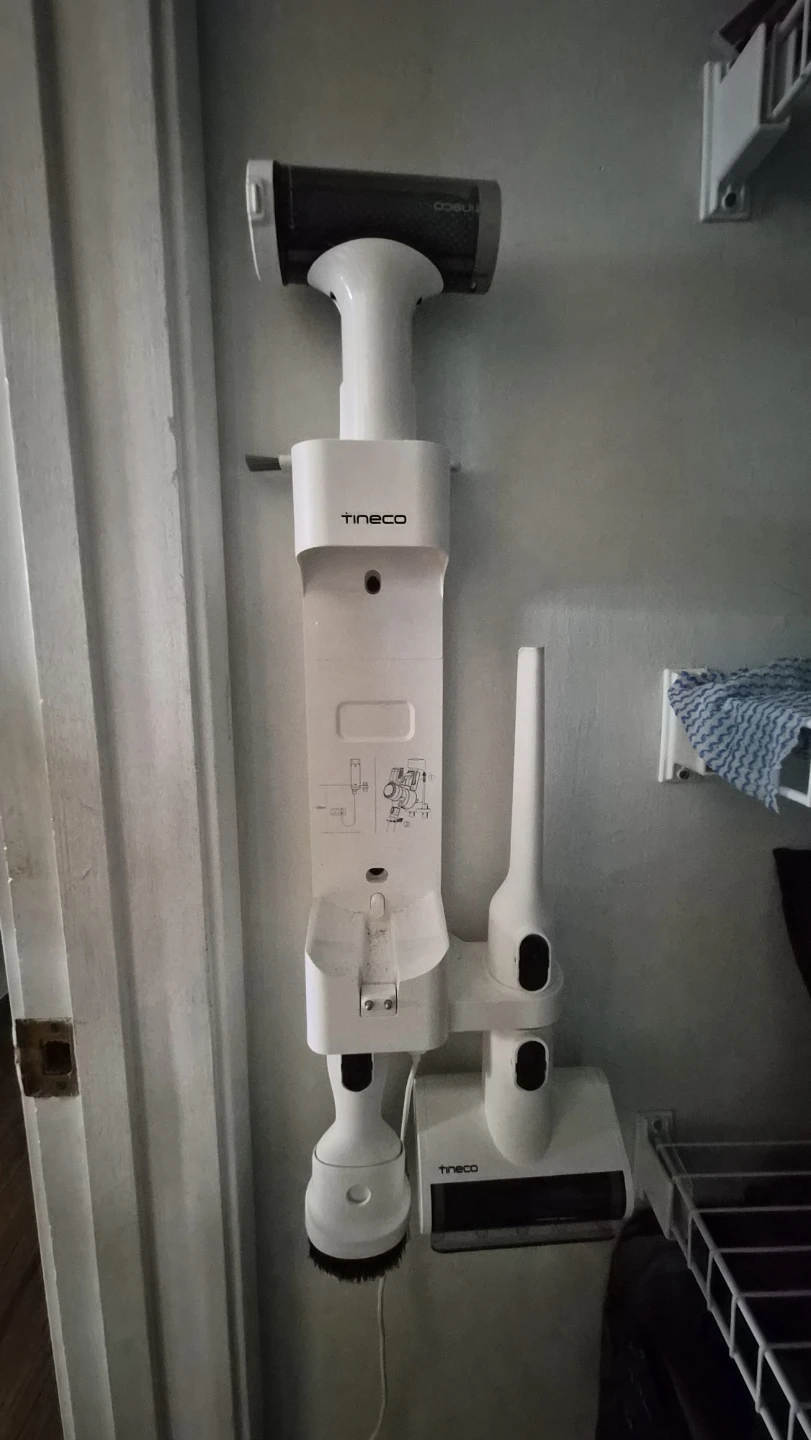Tineco Cordless Vacuum Cleaner - photo 4
