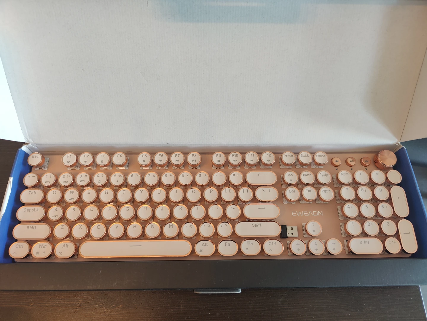 EWEADN Pink Mechanical Keyboard - photo 2