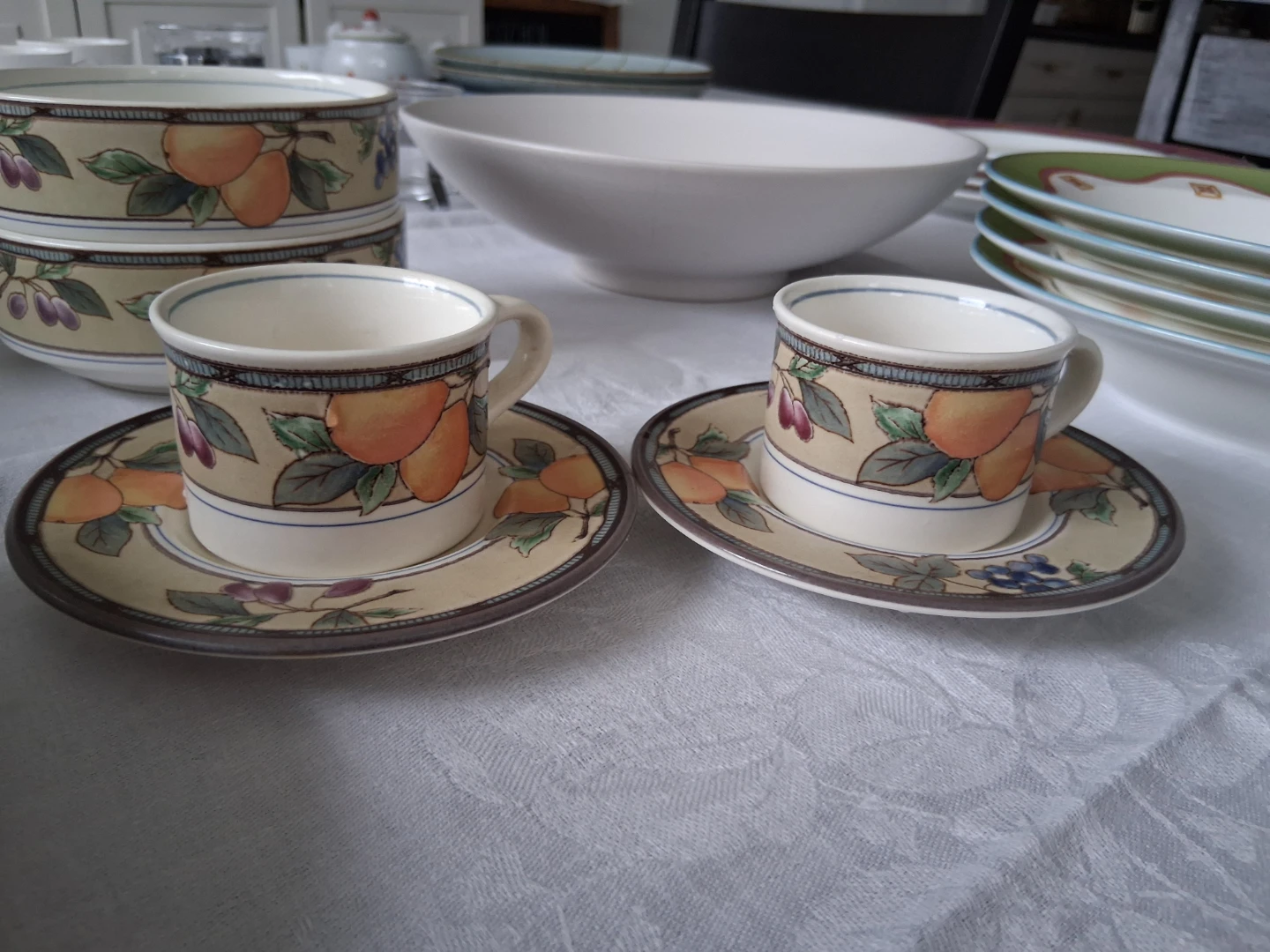Mikasa Fruit Design Ceramic Dish Set