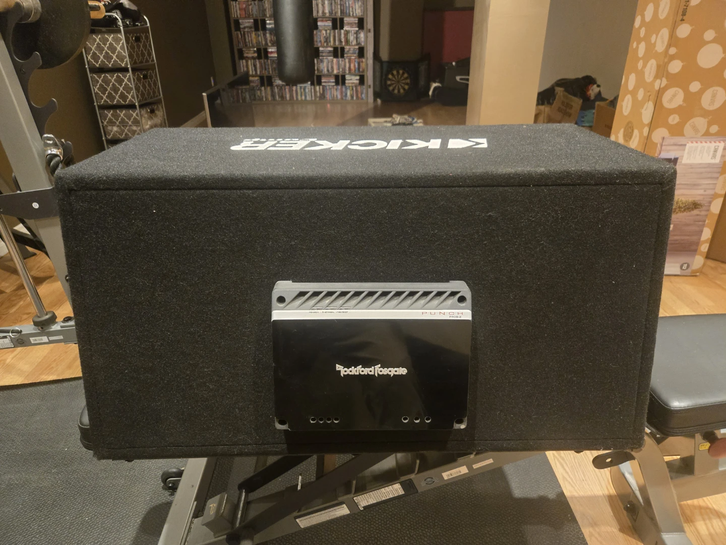 Kicker Comp Dual 12" Subwoofer Box with Rockford Fosgate Amp - photo 4