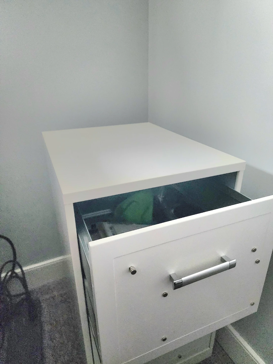 White 2-Drawer Filing Cabinet - photo 2