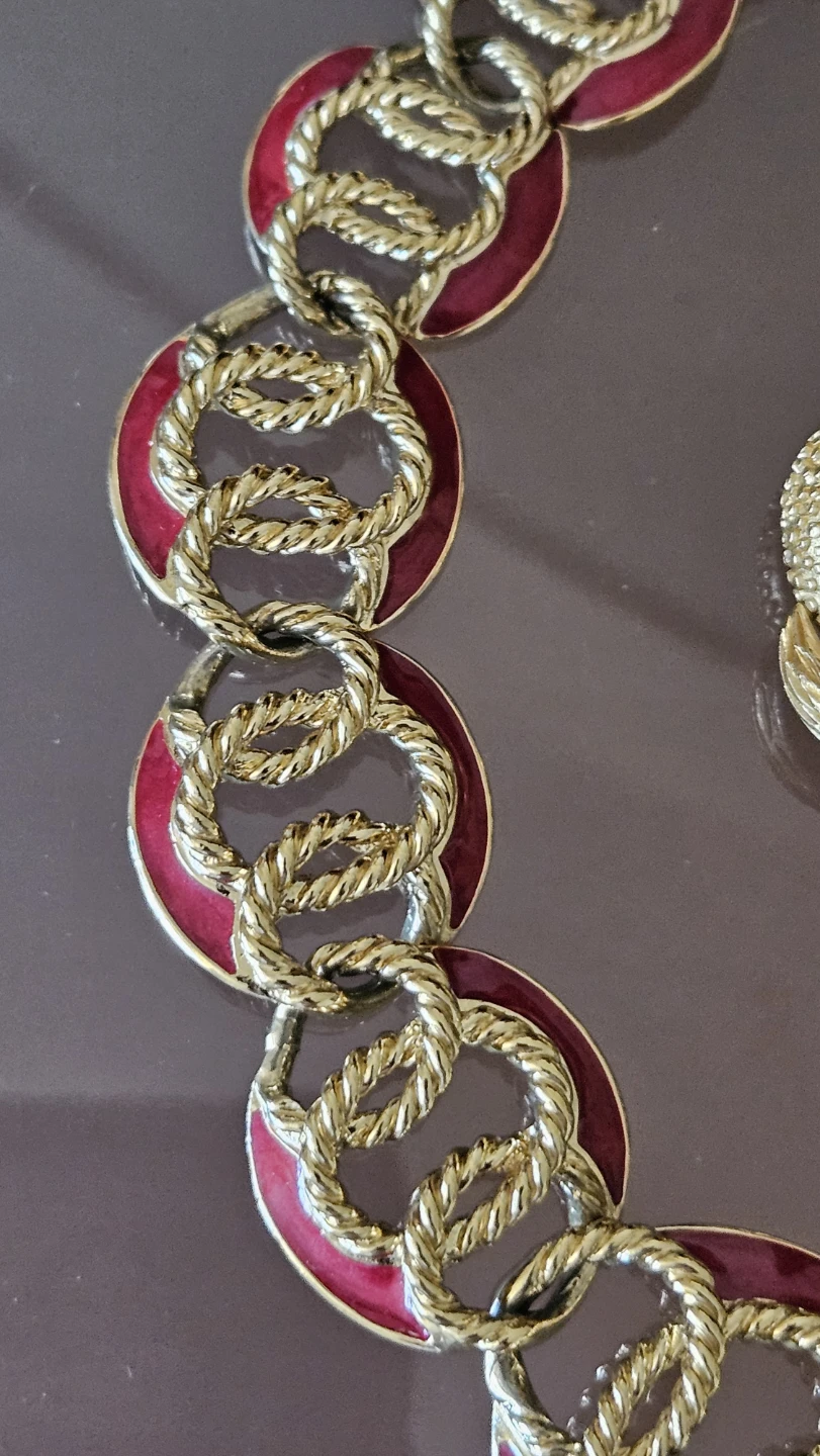 Gold Tone Rope Chain Necklace with Brooch - photo 3