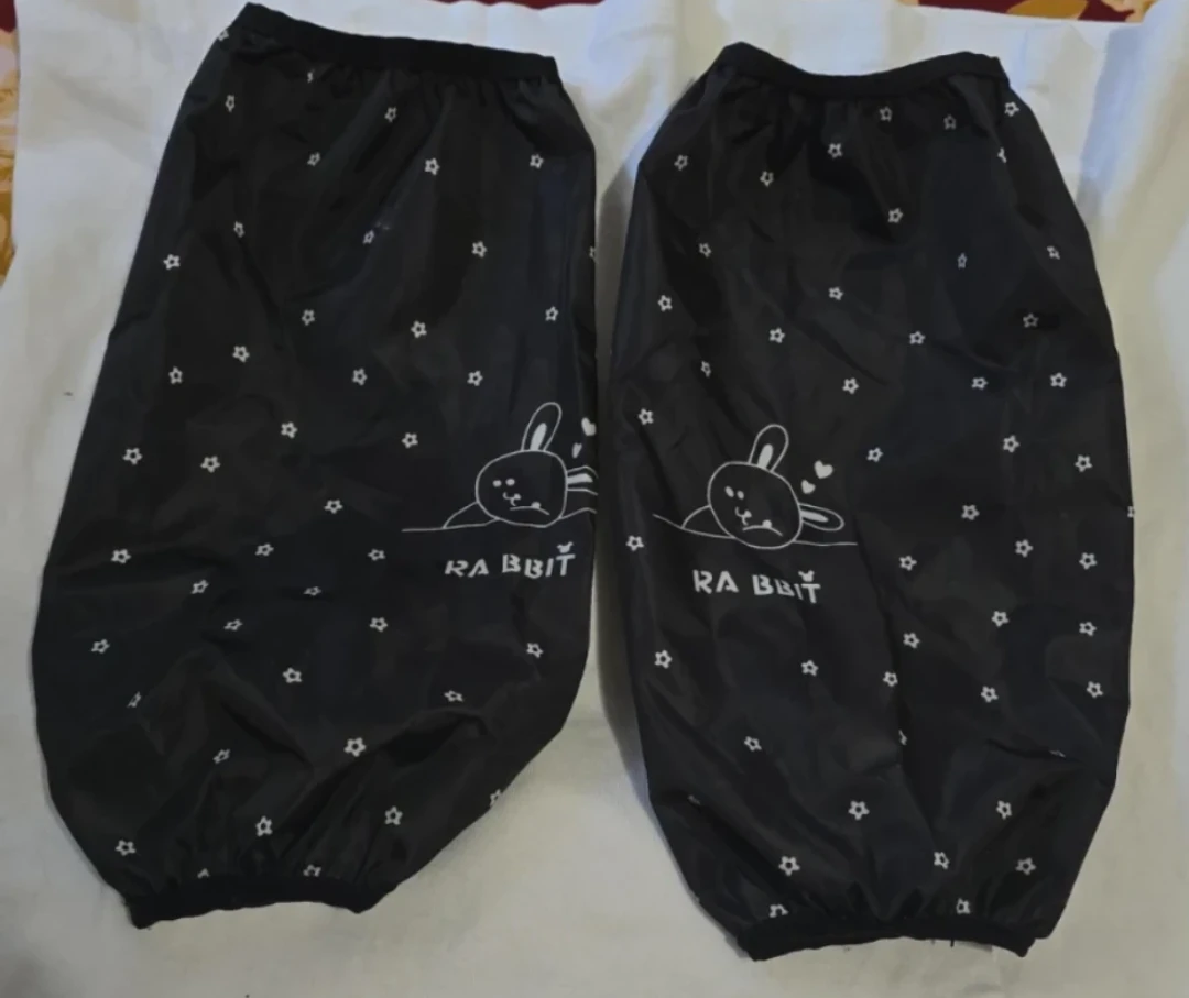 Rabbit Print water proof Arm Covers .