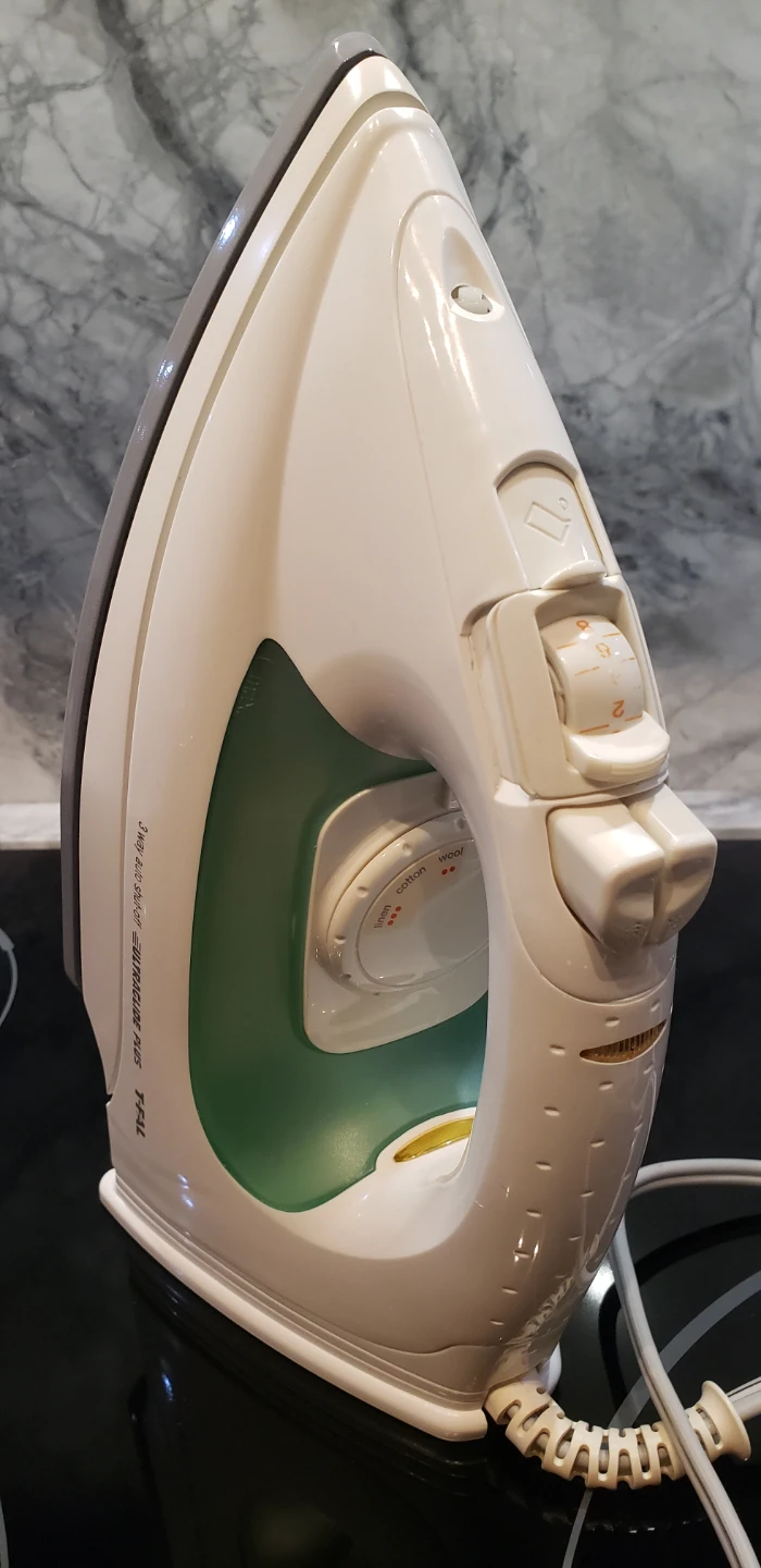 Proctor Silex Ultraglide Plus Iron