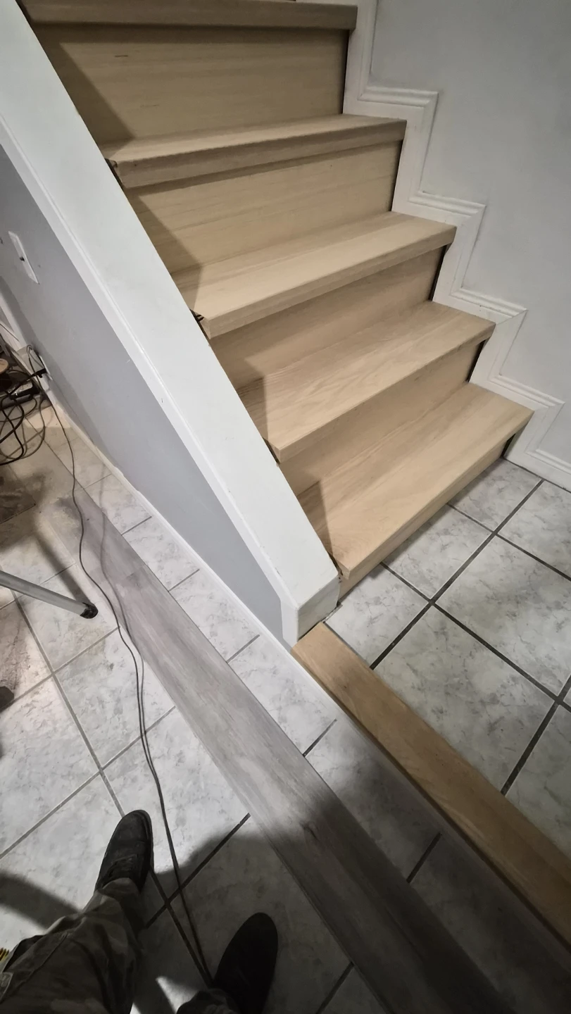 Red oak Wood Stair Treads $18.60 - photo 2