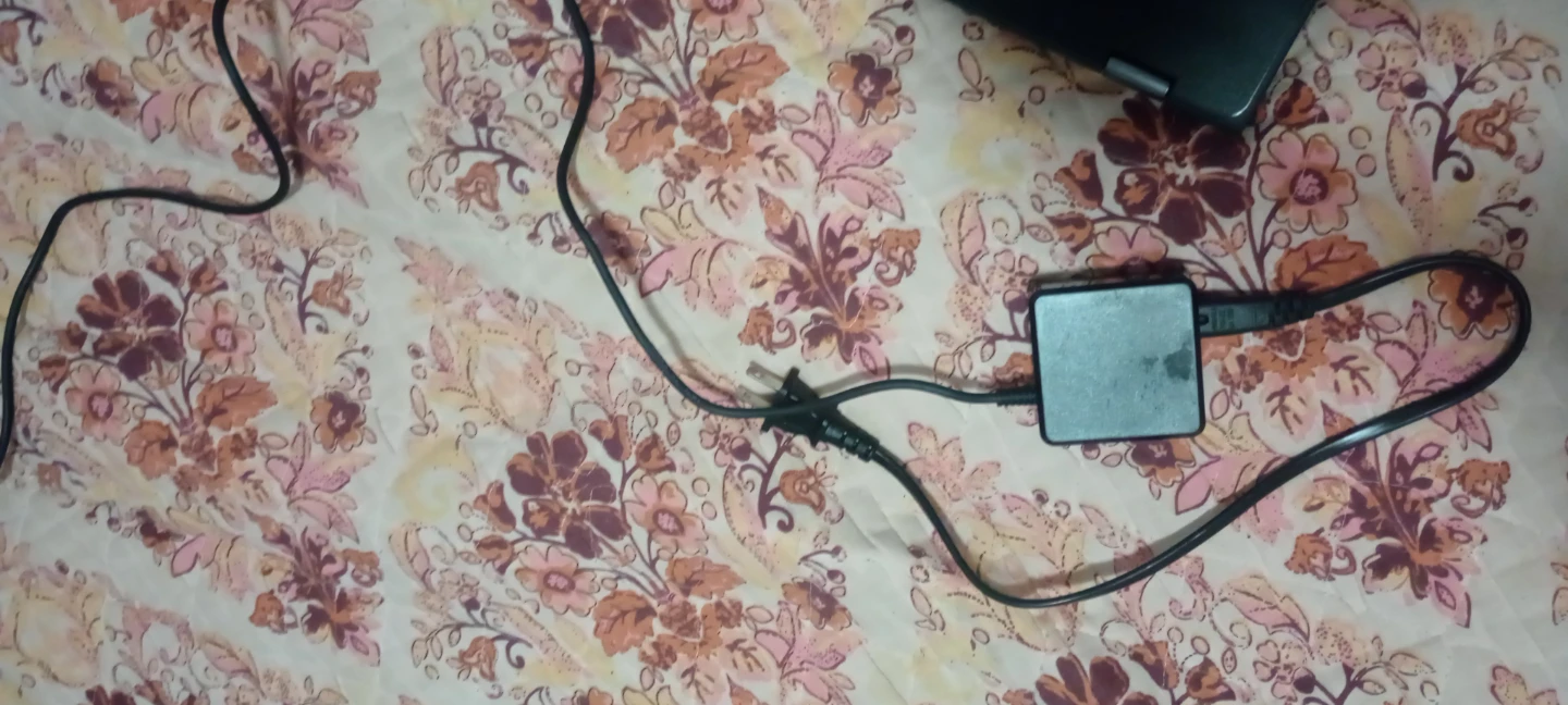 Lenovo Chromebook Laptop - photo 3