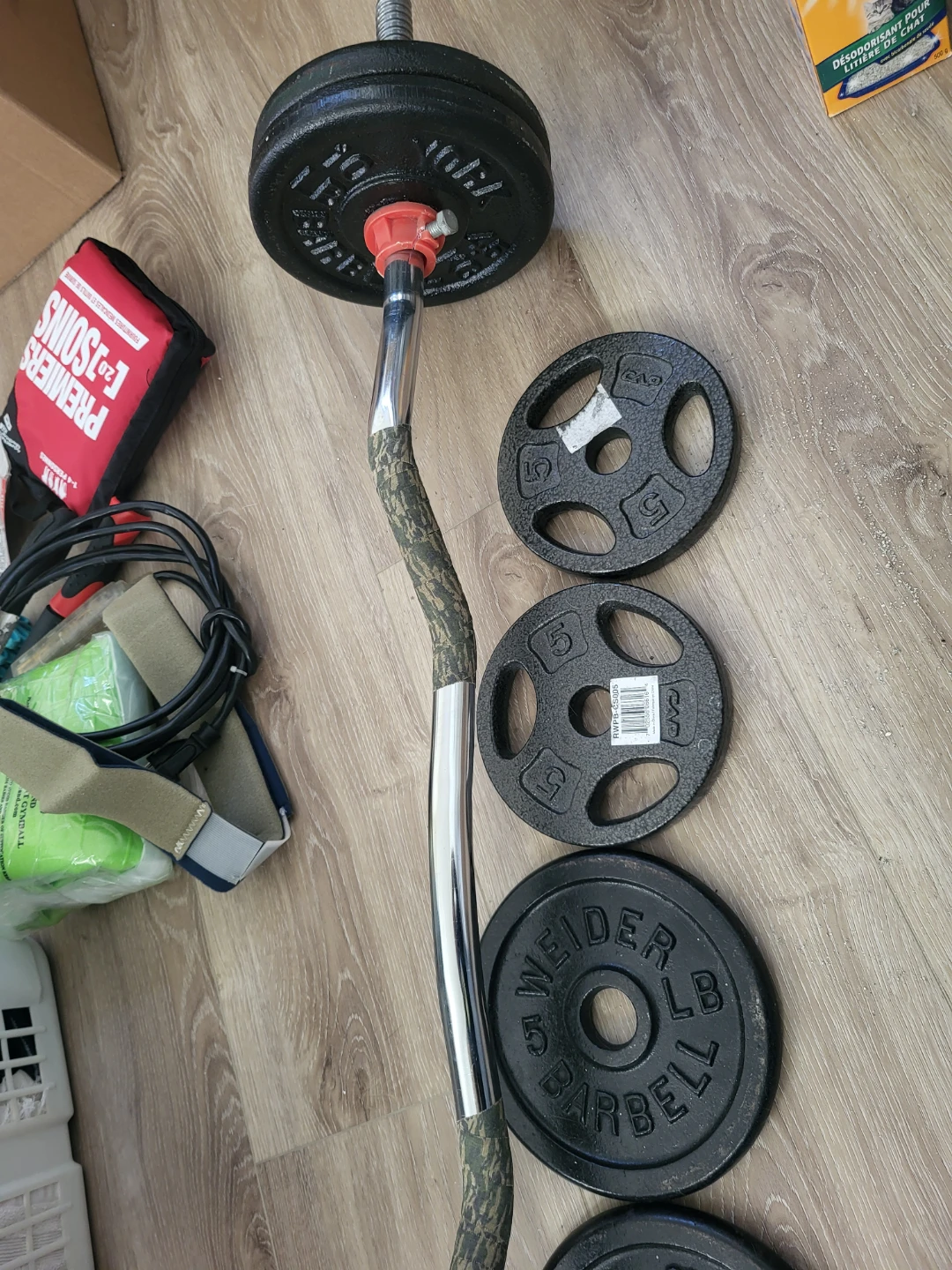 Curlbar + 50lbs plates - photo 3
