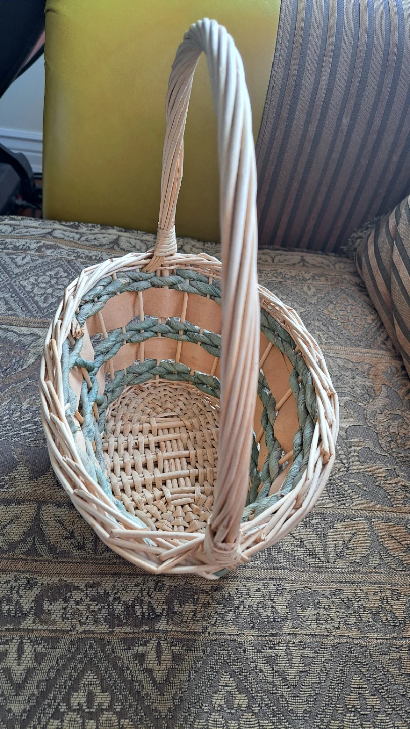 Wicker Basket with Handle - photo 2