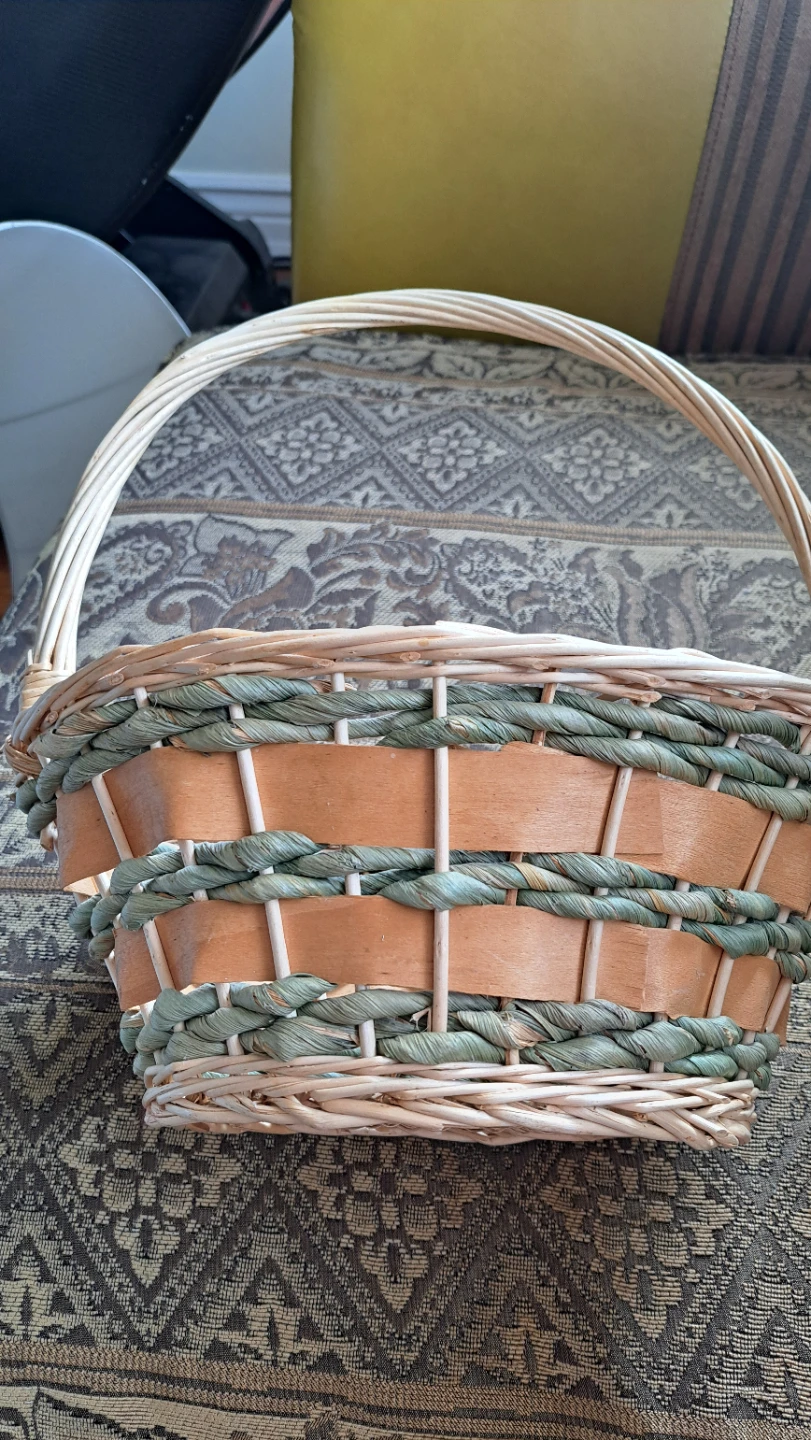 Wicker Basket with Handle - photo 3