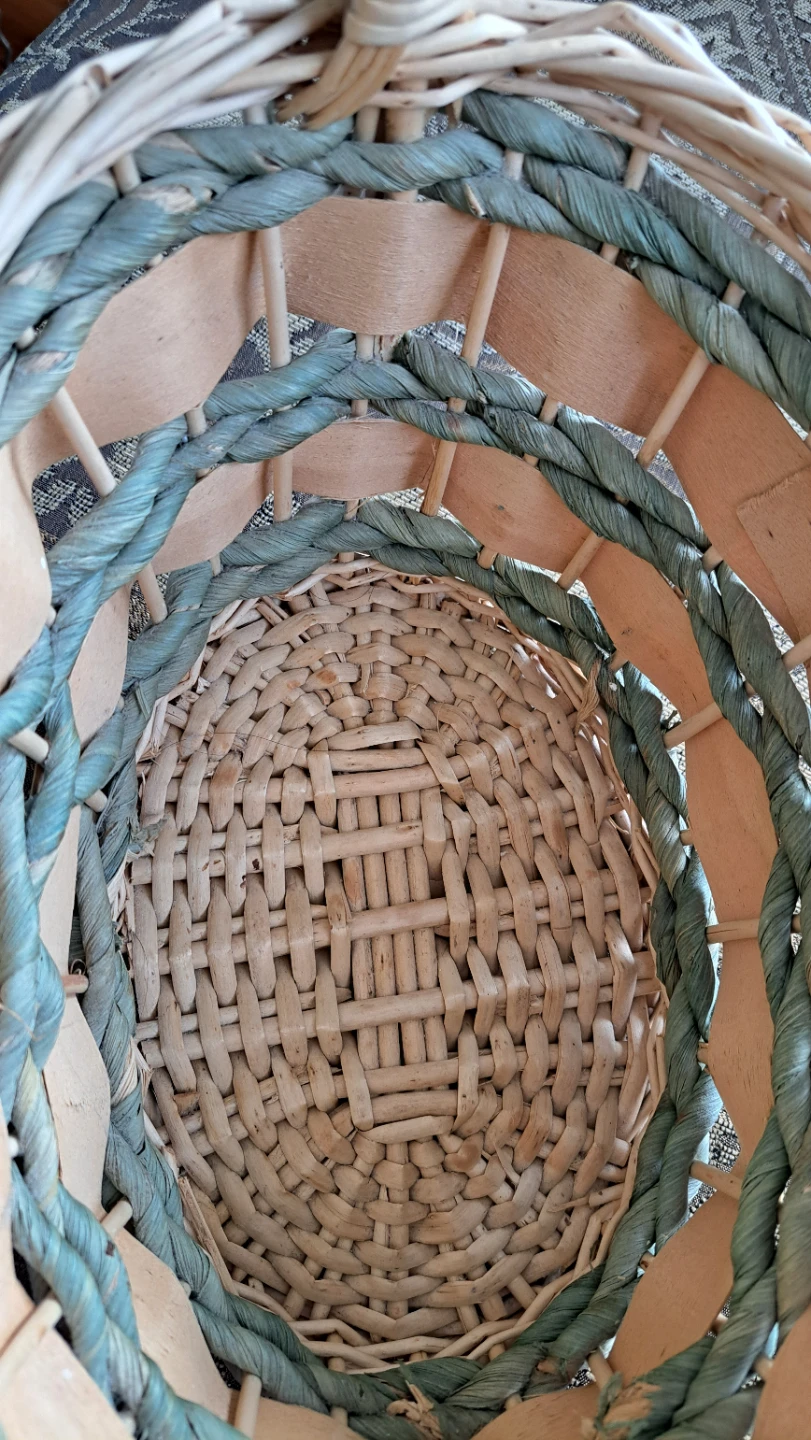 Wicker Basket with Handle - photo 5