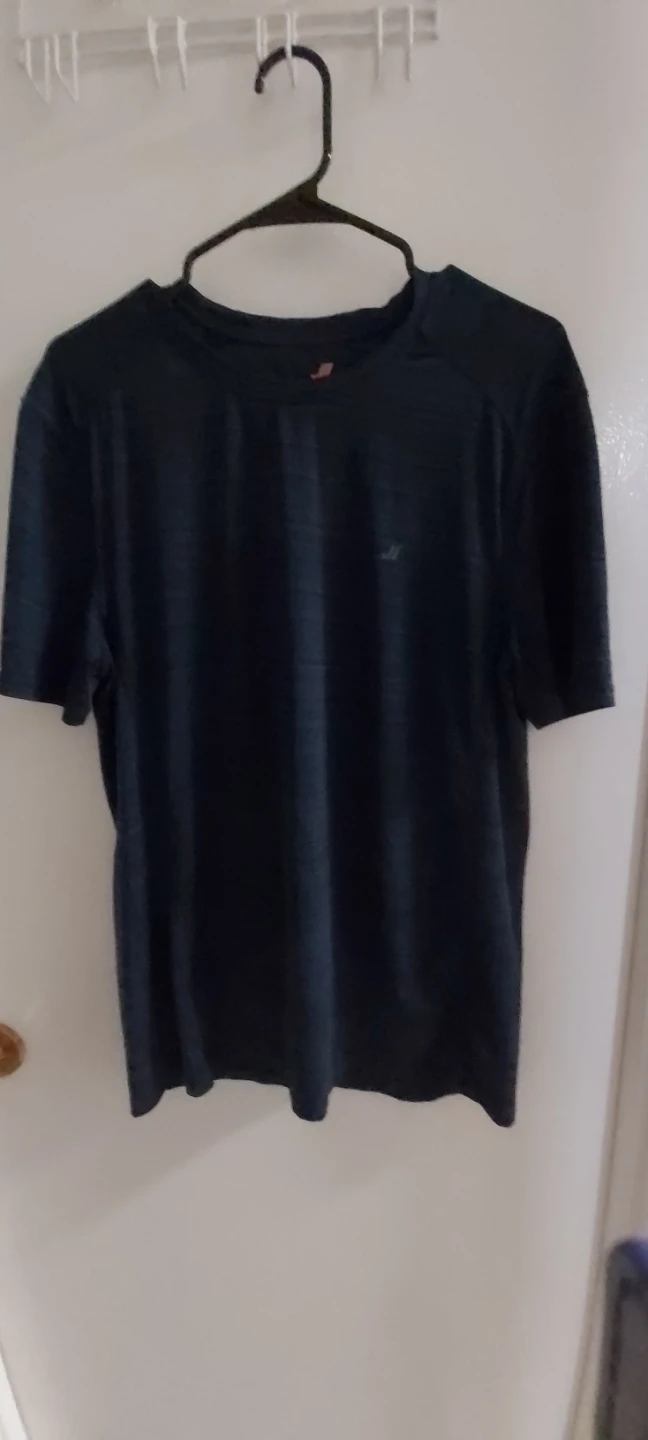 Box of Mens/boys size medium 32/34 clothes - photo 5