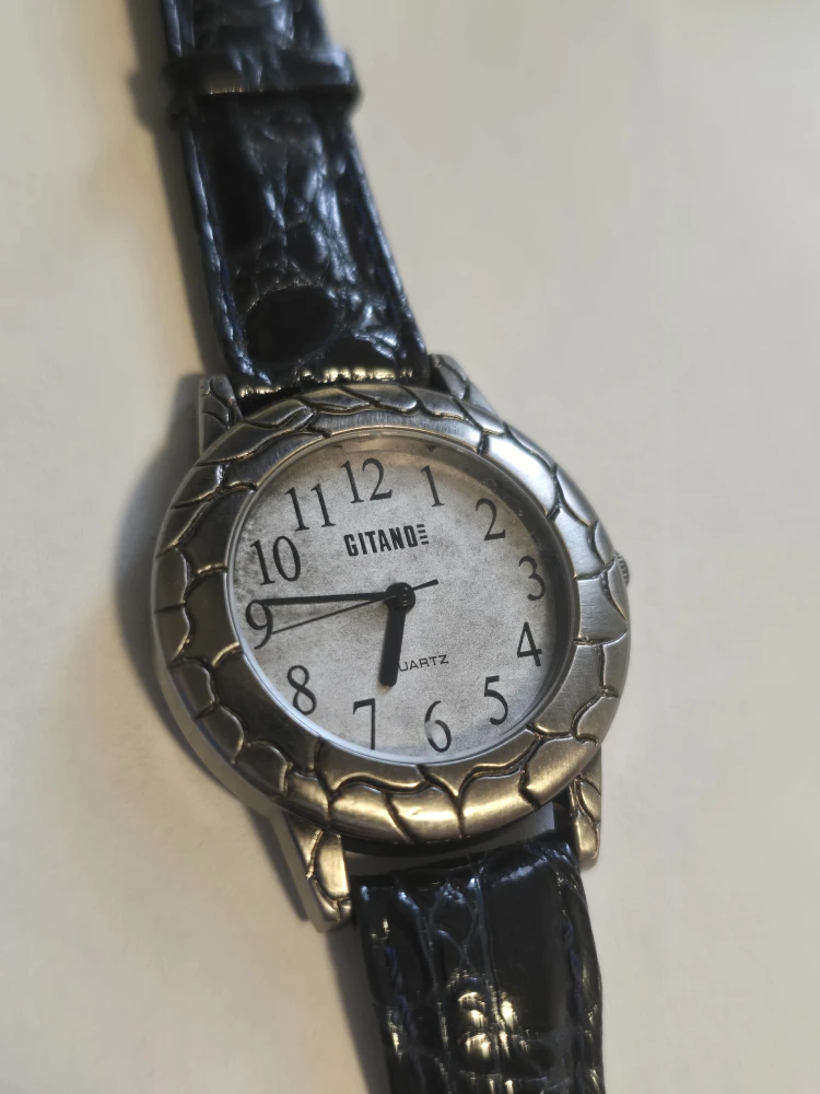 Beautiful Gitano Quartz Watch  30.8mm diameter - photo 2