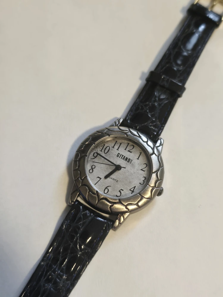 Beautiful Gitano Quartz Watch  30.8mm diameter - photo 3