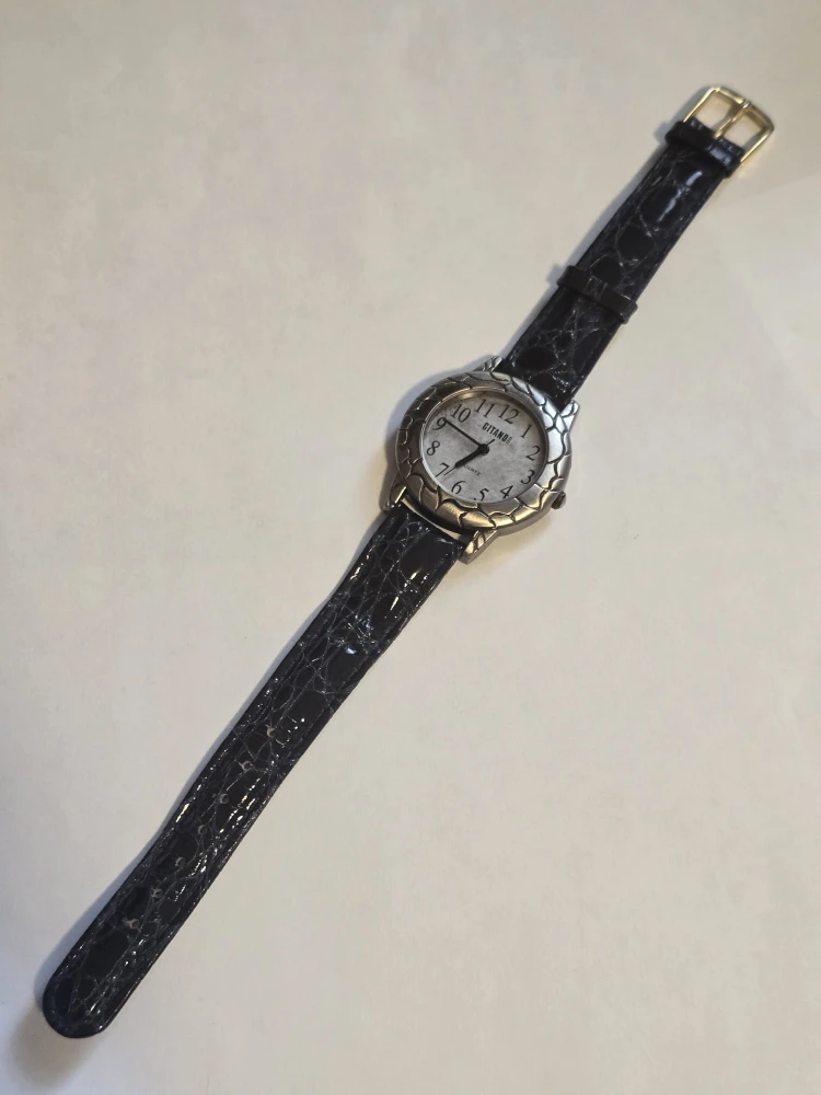 Beautiful Gitano Quartz Watch  30.8mm diameter - photo 4