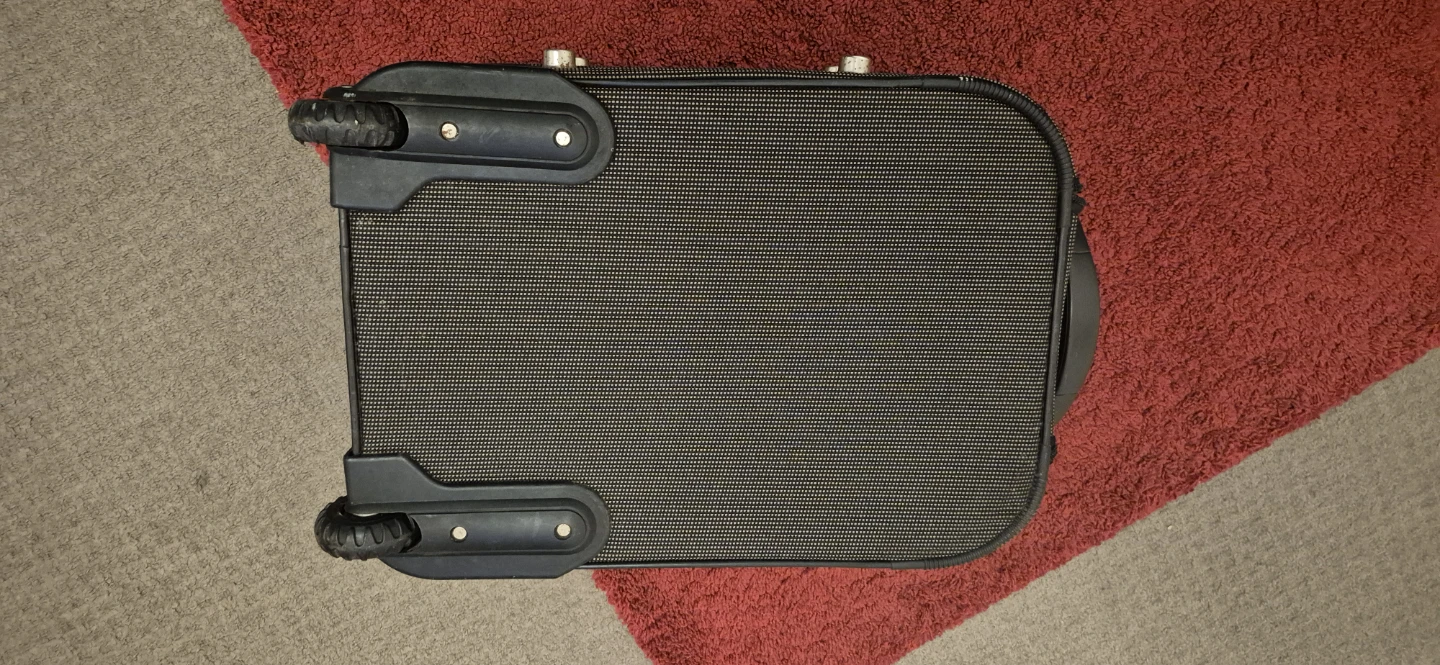 Steel King Rolling Suitcase - photo 4