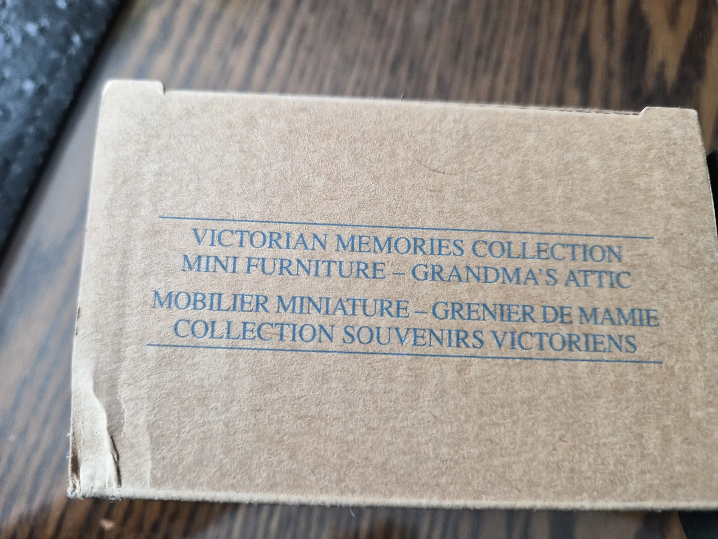 Avon Victorian Memories Collection Grandma's Attic Set - photo 2