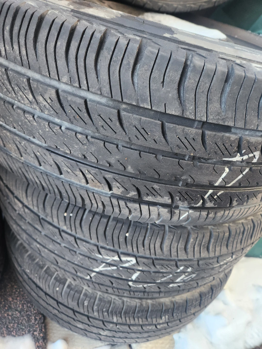 2009 Uplander steel wheels and tires - photo 2