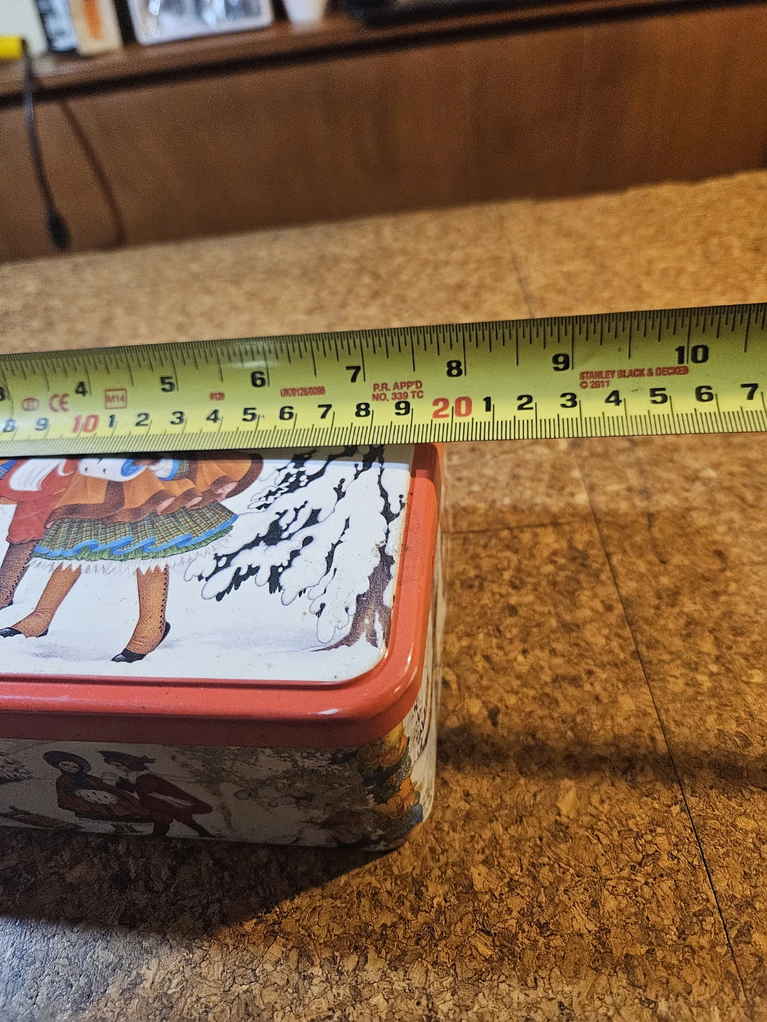 Vintage Christmas Tin Box - photo 5