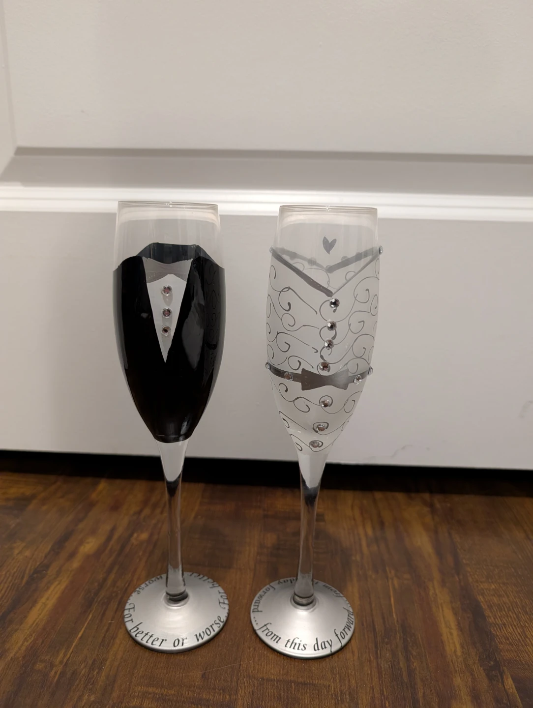 Mr. & Mrs. Champagne Flutes Set - photo 4