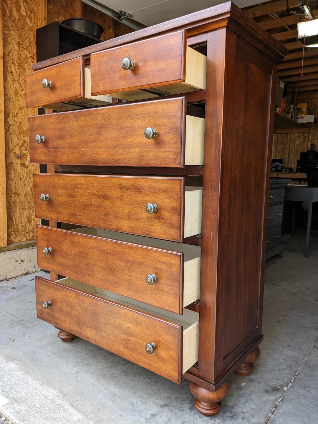 6 Drawer Chest in Walnut - photo 4