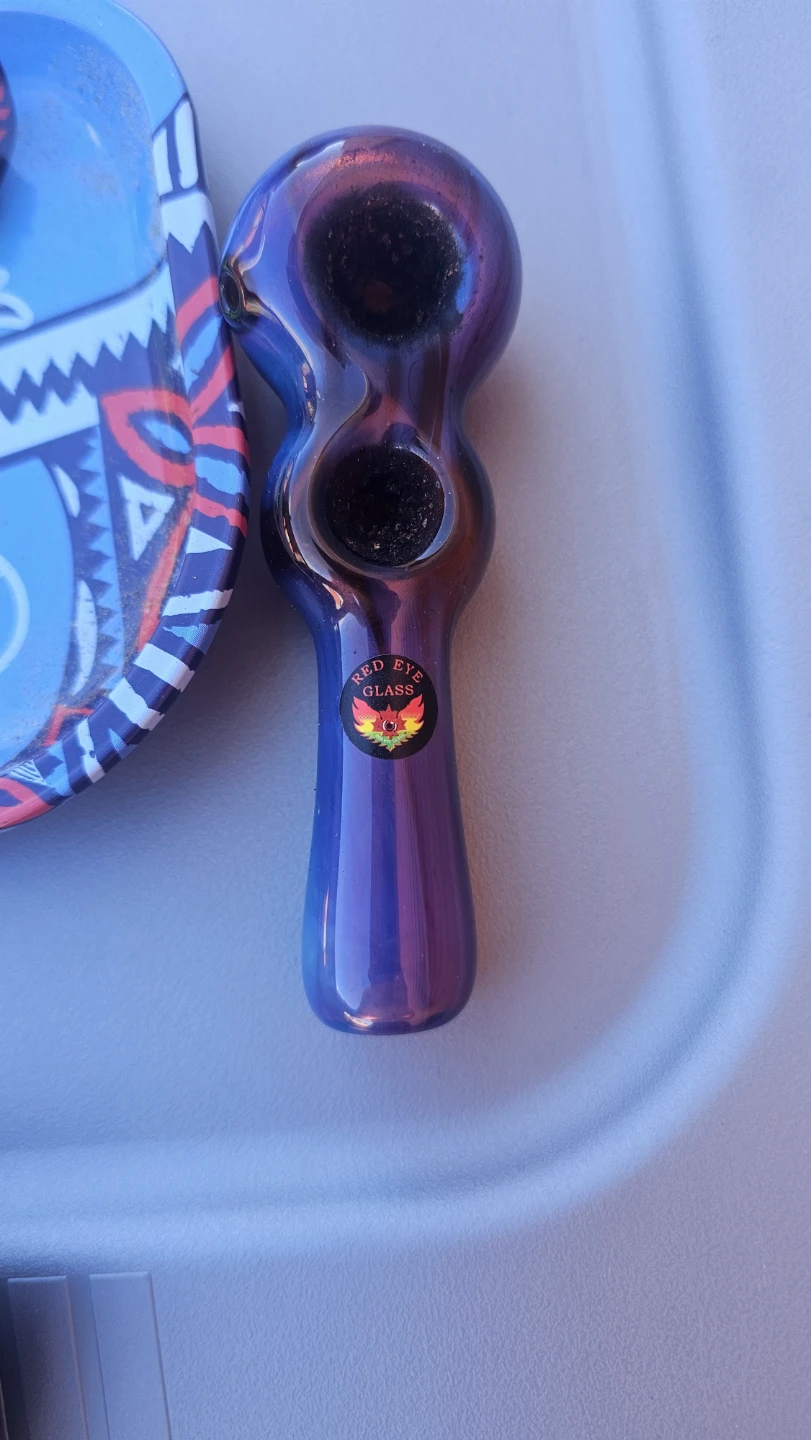 Red Eye Glass Pipe with Rolling Papers and Tray - photo 2