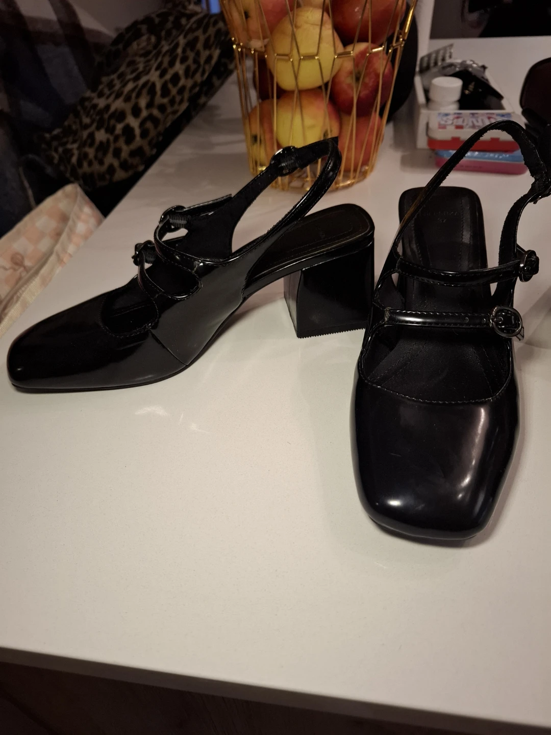 Black Patent Mary Jane Block Heels Size 37 - photo 2