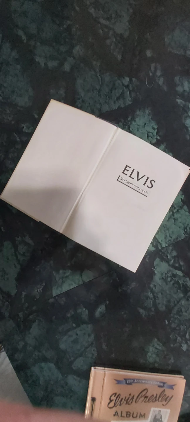 Elvis Presley hard cover Book Collection - photo 2