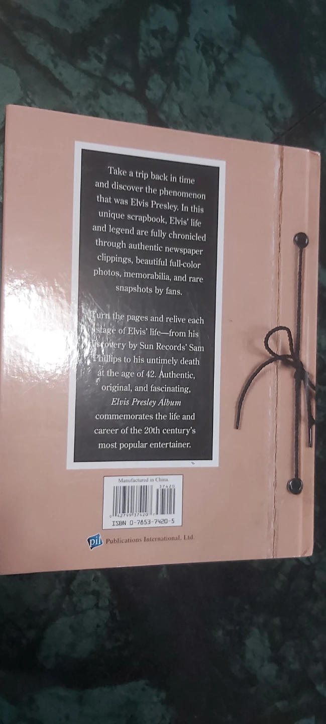 Elvis Presley hard cover Book Collection - photo 3