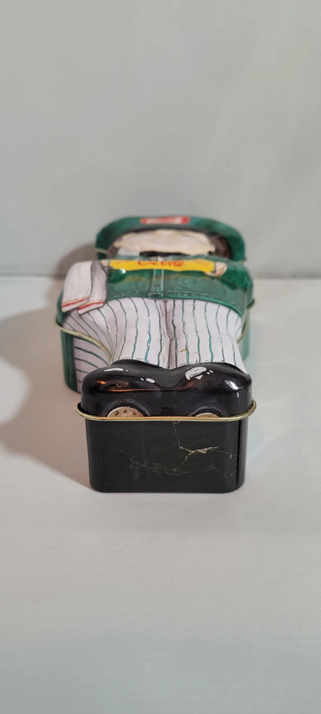 Vintagr Coca-Cola Collectible Tin - photo 5