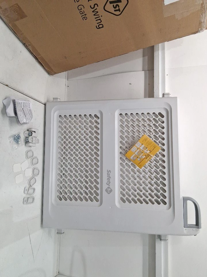 Safety 1st Baby Gate - photo 3