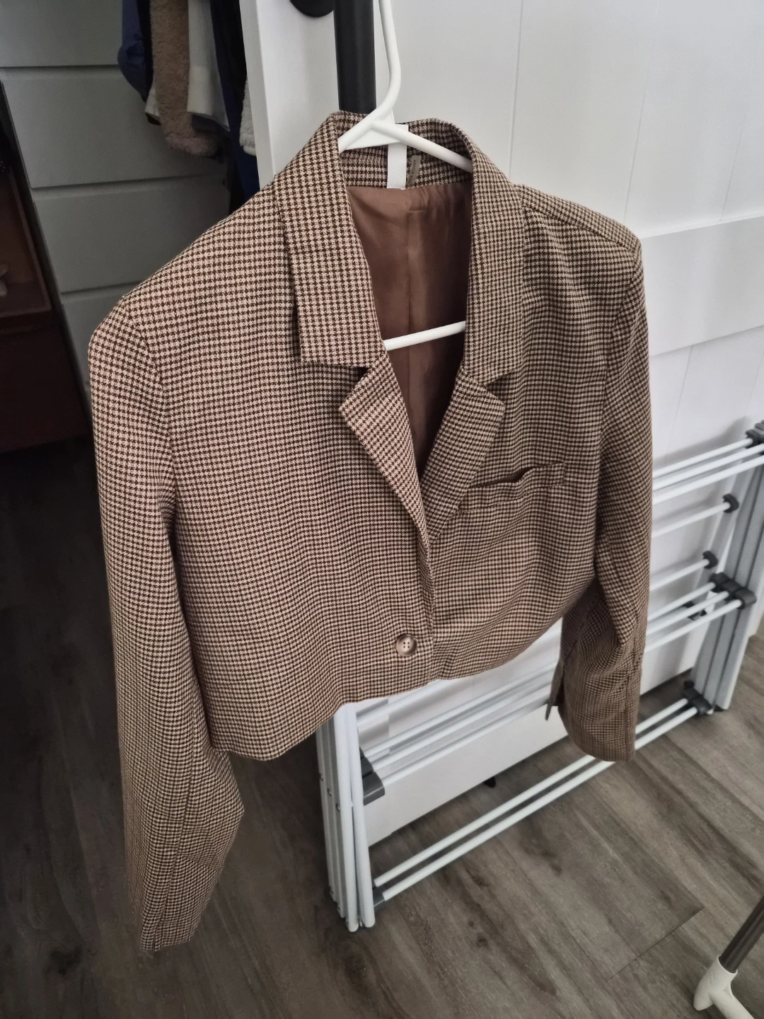 Cropped Houndstooth Blazer