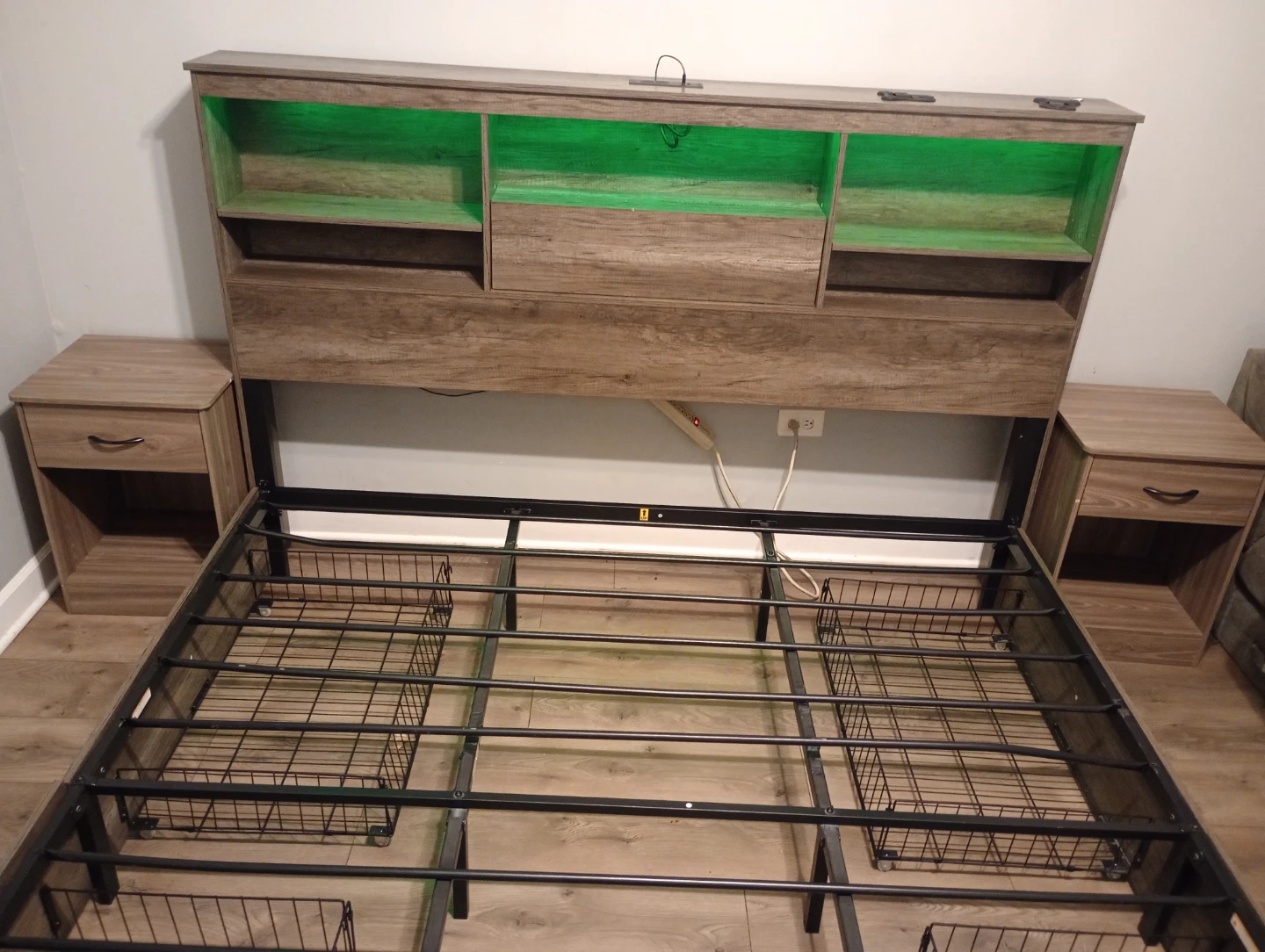 Queen Size Bed Frame with Headboard and Built-in Shelves - photo 2