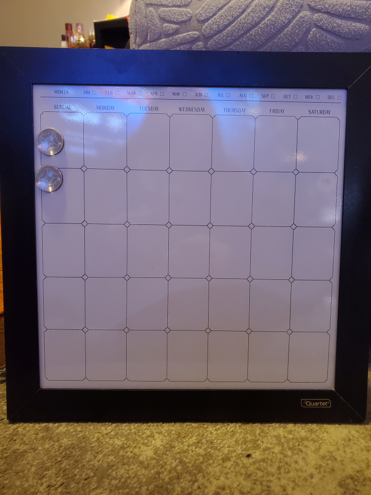 Dry Erase Monthly Calendar Board (also magnetic) 🥕 #freecycle