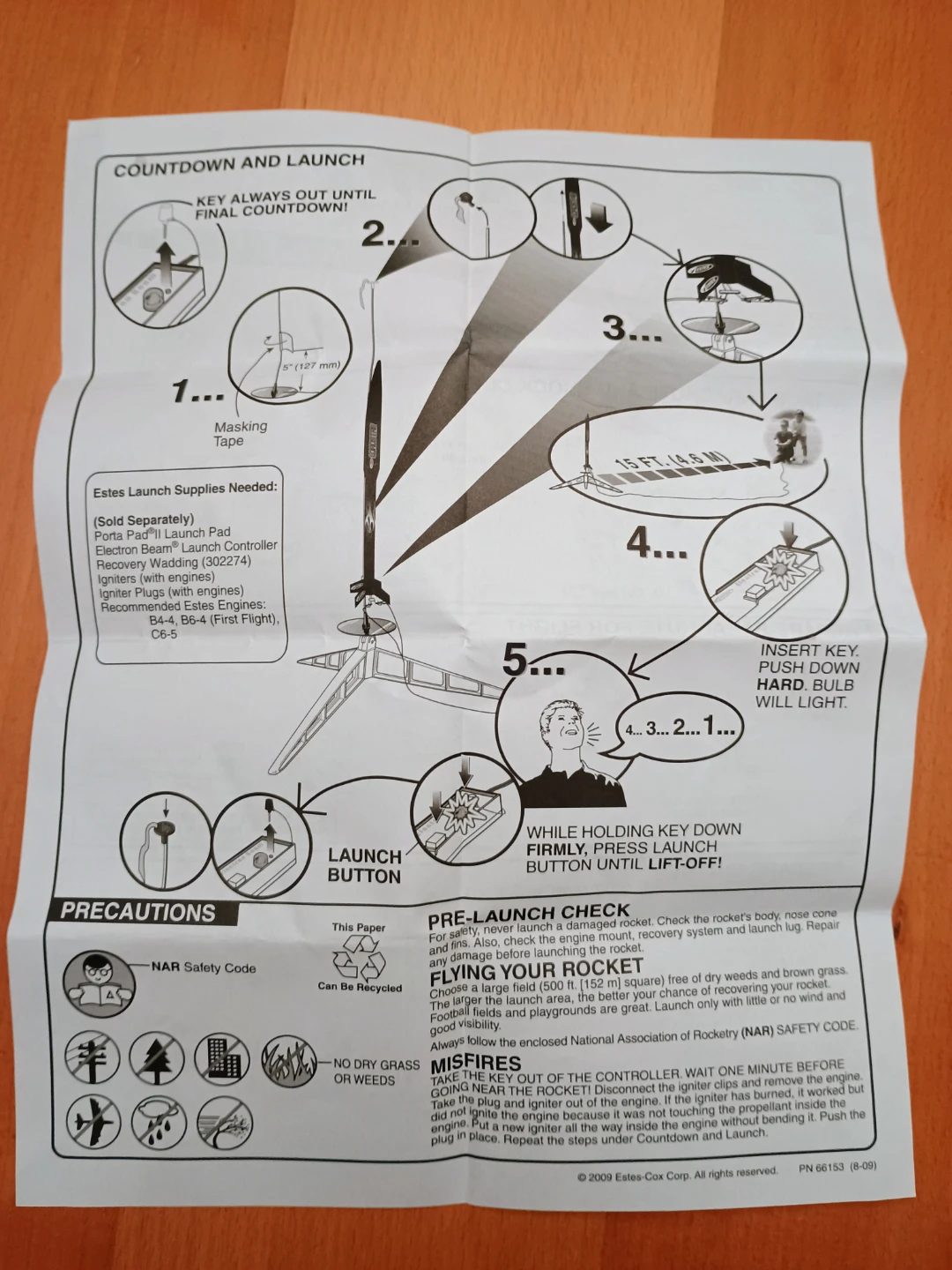 🥕 Free Flying Model Rocket - photo 5